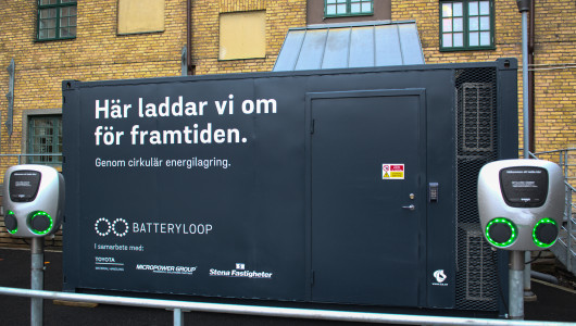 Container with battery modules from Battery Loops